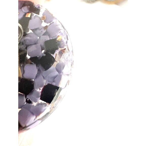 Vintage MCM Round Lucite Earrings with Purple and Black Confetti - Picture 4 of 5